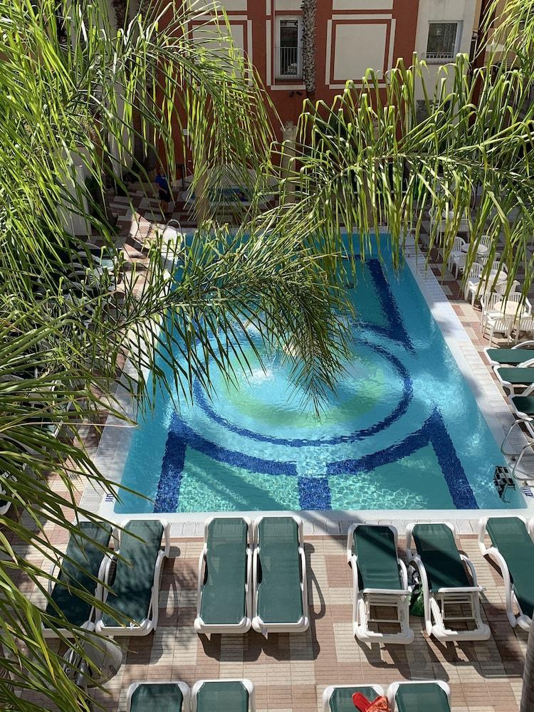 Cleopatra Spa Hotel リョレート・デ・マル エクステリア 写真